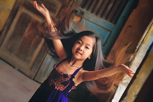Dân mạng 'chết mê' vì nhan sắc 'hoa hậu' của bé gái Hải Dương ảnh 5