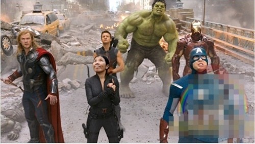 Cười vỡ bụng với ảnh chế khuôn mặt bà cô Việt trong 'King Kong' ảnh 4