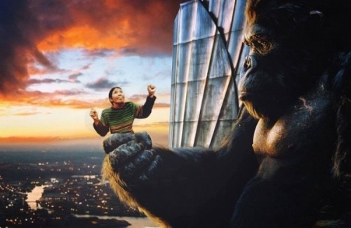 Cười vỡ bụng với ảnh chế khuôn mặt bà cô Việt trong 'King Kong' ảnh 6