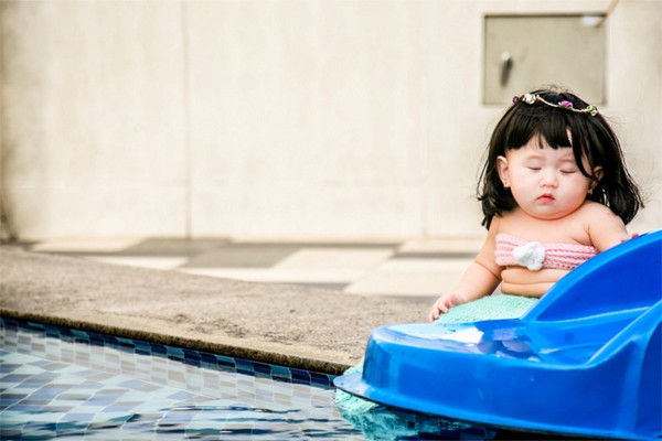 Dân mạng sôi sục với 'tiểu mỹ nhân ngư bụng bự' cực đáng yêu ảnh 6