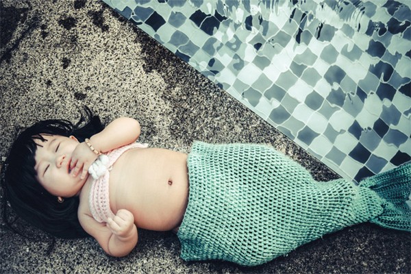 Dân mạng sôi sục với 'tiểu mỹ nhân ngư bụng bự' cực đáng yêu ảnh 9