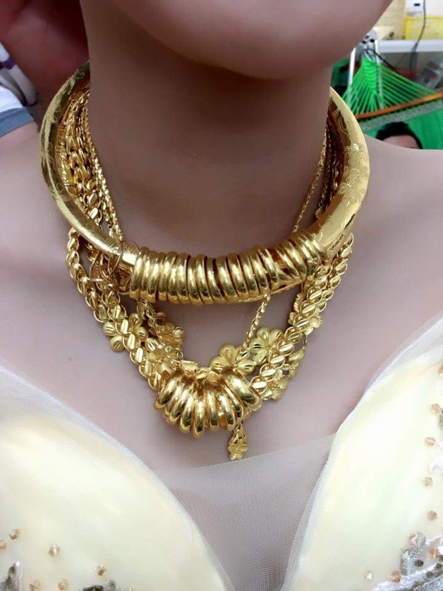 Choáng váng với hồi môn cực khủng của đám cưới miền Tây ảnh 4