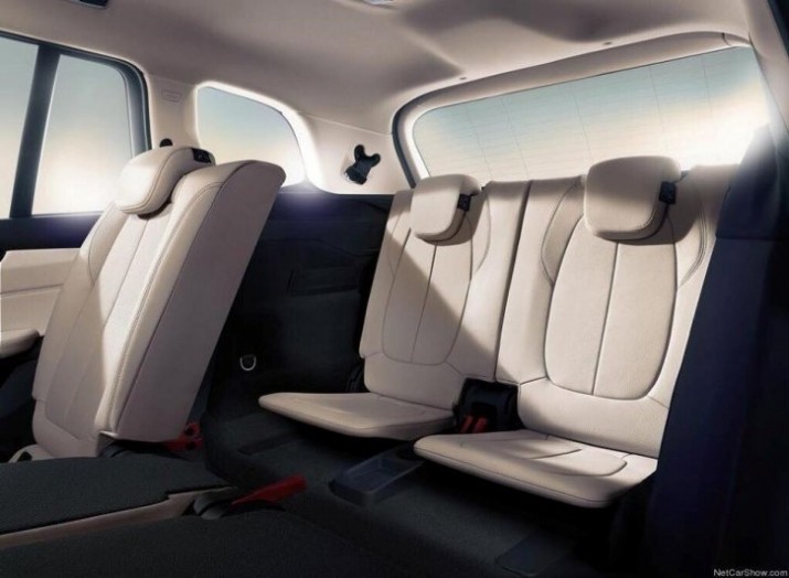 Cận cảnh xe 7 chỗ giá ‘mềm’ của BMW sắp về Việt Nam ảnh 2