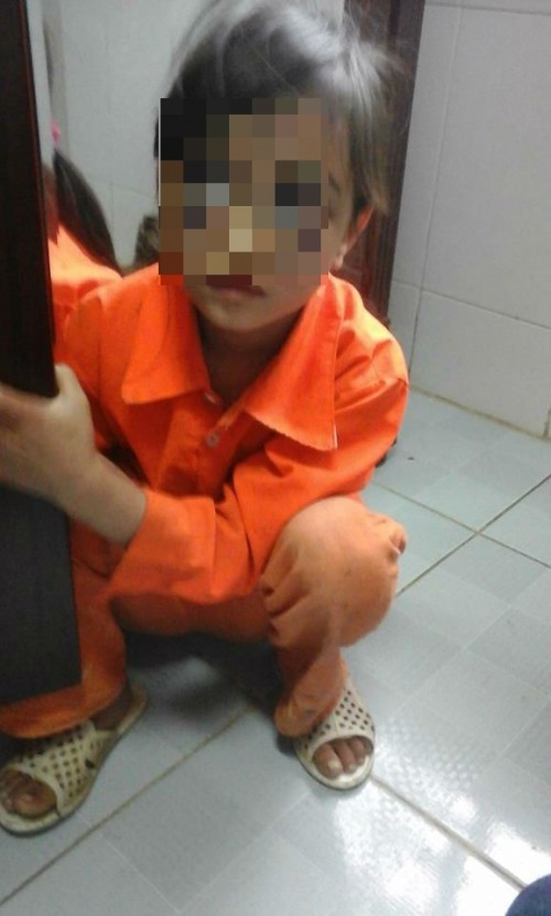 Phải khởi tố hình sự cô giáo đánh bé gái lớp 2 tím mắt? ảnh 2