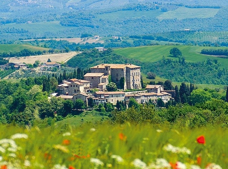 8,3 triệu đô la để tìm chủ nhân cho lâu đài hơn 10 thế kỷ ở Ý ảnh 4