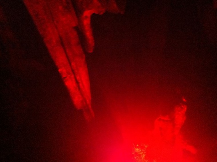 Kì bí ngôi chùa có hang chứa hài cốt lớn nhất Hà Nội ảnh 2