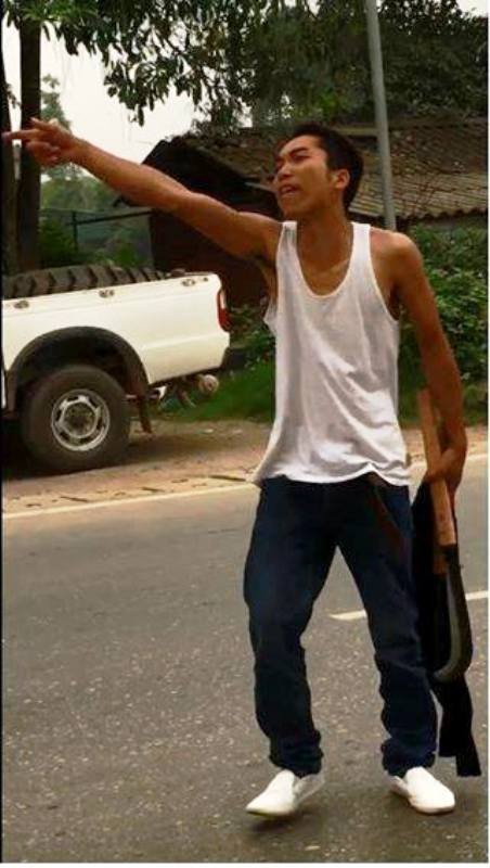 CSGT bắn chỉ thiên khống chế đối tượng vung dao dọa chém ảnh 2