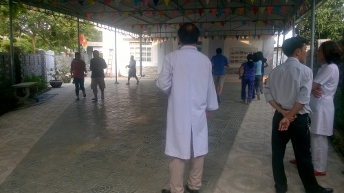 Rộ mốt 'xông hơi tẩy độc': Tẩy độc hay rước họa vào thân? ảnh 1