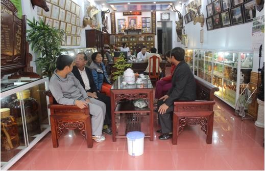 Hậu duệ đời thứ 7 dòng họ Phạm chuyên chữa bệnh dạ dày ảnh 2