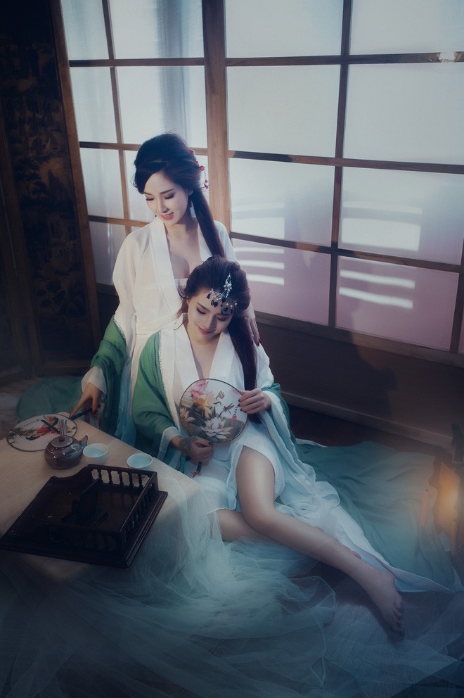 Dân mạng phẫn nộ với bộ ảnh Thúy Vân - Thúy Kiều thời hiện đại ảnh 7