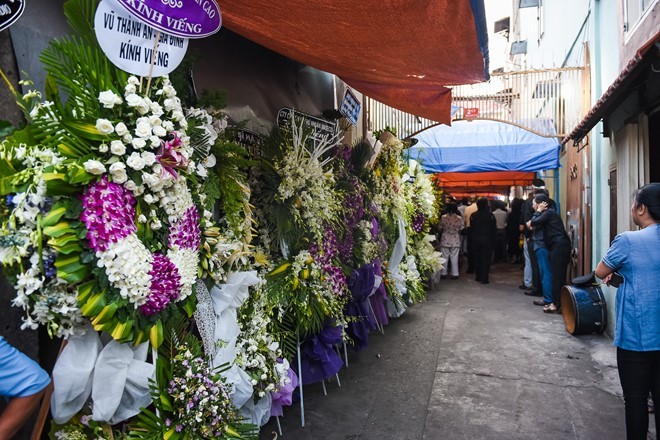 Nghẹn ngào tang lễ hỏa táng nhạc sĩ Nguyễn Ánh 9 ảnh 2