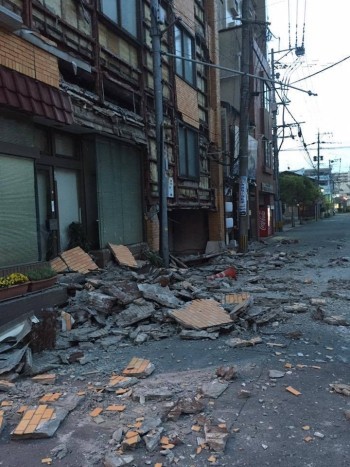 Du học sinh Việt ở vùng động đất Nhật hứng nước mưa nấu cơm ảnh 1