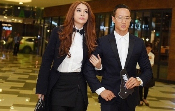 'Tay trong tay' Kim Lý, Trương Ngọc Ánh không gặp gỡ Trần Bảo Sơn ảnh 1