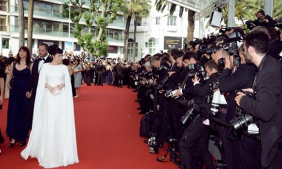 'Đại gia' Lý Nhã Kỳ chuẩn bị lên đường làm nhà bảo trợ LHP Cannes ảnh 2