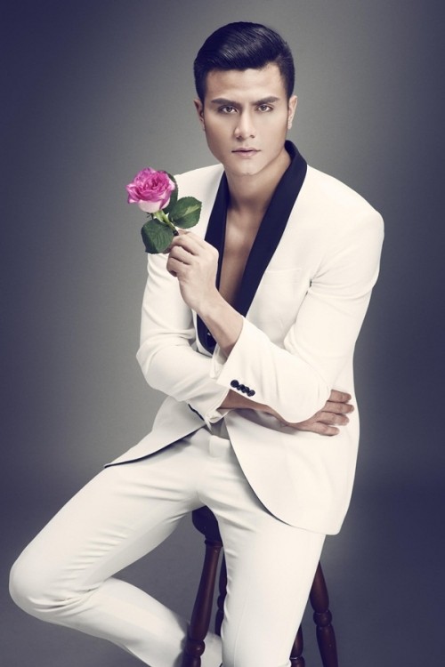 Đứng ngồi không yên vì Vĩnh Thụy là host đầu tiên của The Face ảnh 2