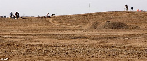 Những bí ẩn mới xung quanh thành phố bị mất tích ảnh 4