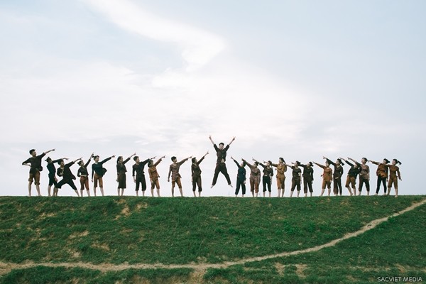 Thích thú với ảnh kỷ yếu ‘quay về tuổi thơ’ của học sinh Nghệ An ảnh 9