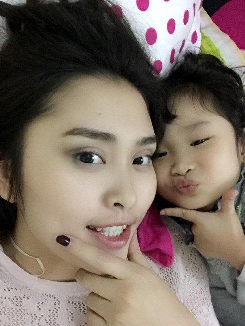 Quan điểm gây sốc: 'Gia đình phải cực giàu có mới hạnh phúc' ảnh 8