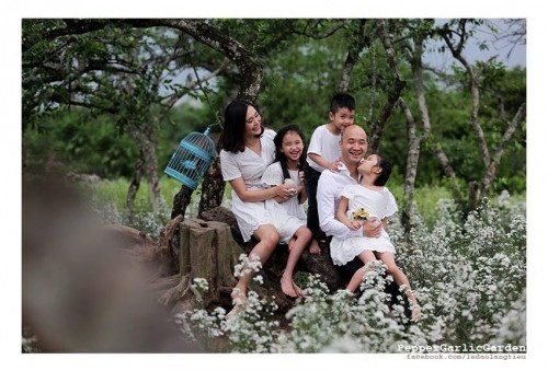 Quan điểm gây sốc: 'Gia đình phải cực giàu có mới hạnh phúc' ảnh 3