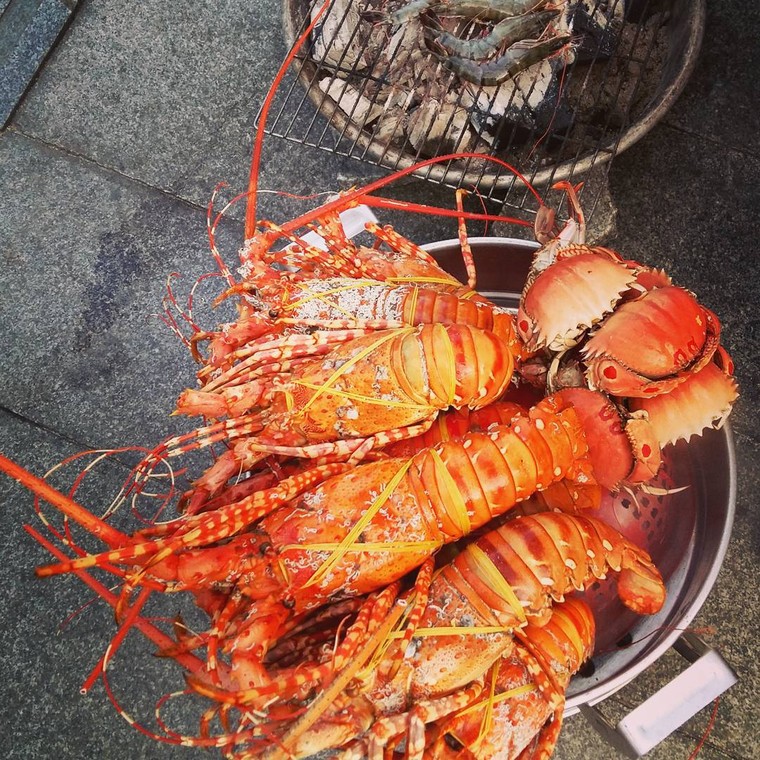 Ghé thăm những hòn đảo này để thưởng thức tôm hùm 'ngon, bổ, rẻ' ảnh 4