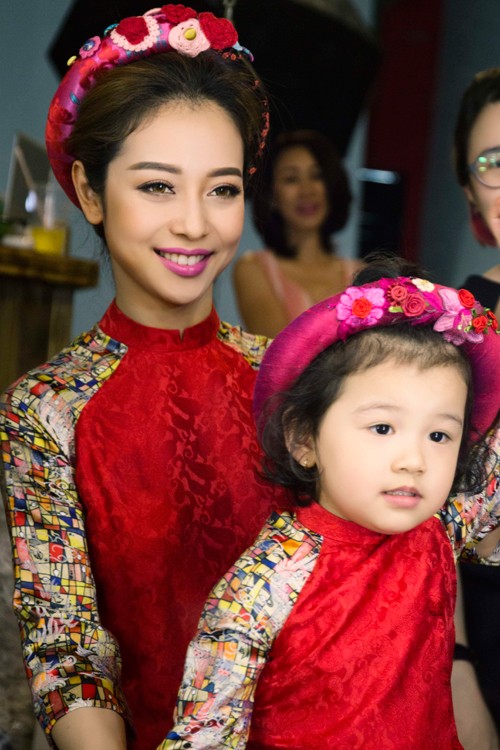 Jennifer Phạm giúp con gái 3 tuổi kiếm tiền tỷ ngoạn mục ảnh 2