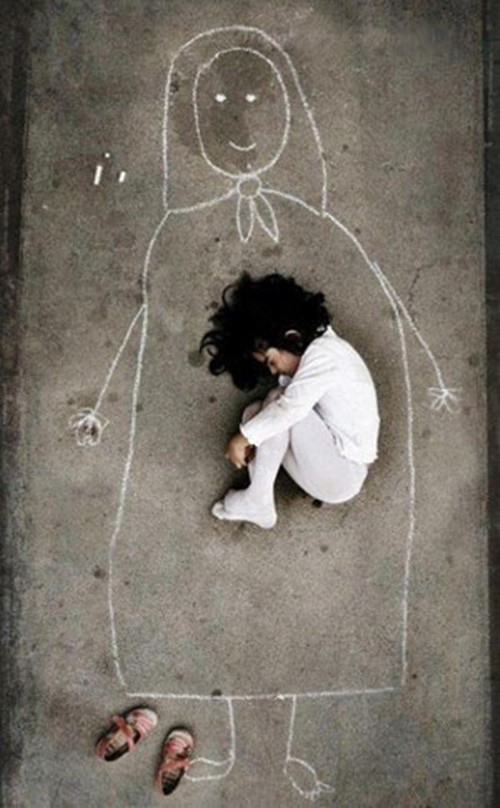 Những hình ảnh về 'tình mẫu tử' ý nghĩa nhân Ngày của Mẹ ảnh 1