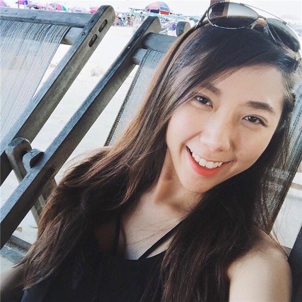 Ngắm 2 cô em gái được cưng như trứng và gia cảnh của Trấn Thành ảnh 14