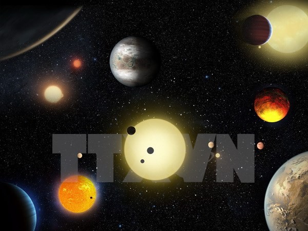 Phát hiện sóng hấp dẫn mà Albert Einstein tiên đoán 100 năm trước ảnh 1