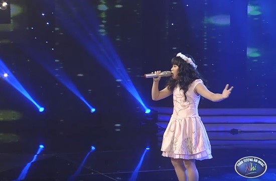 Văn Mai Hương khóc nức nở trên sóng trực tiếp của VTV ảnh 5