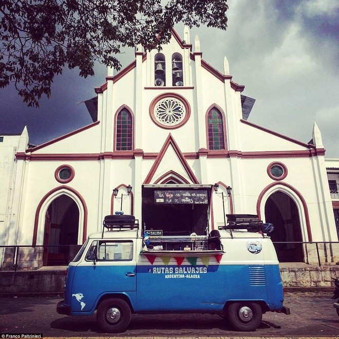 Anh chàng vòng quanh thế giới bằng xe bán sandwich ảnh 3