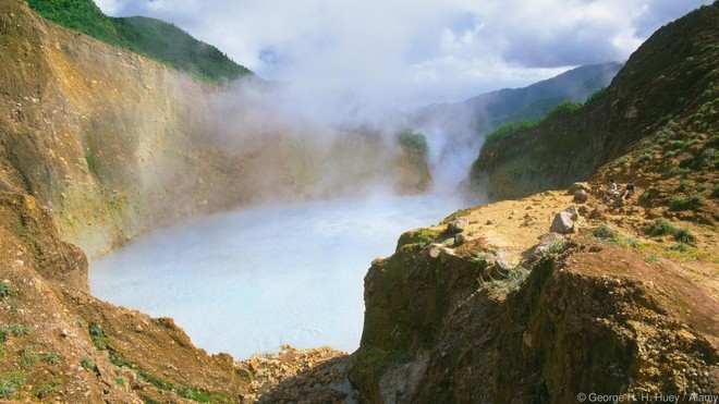 8 sông hồ kỳ diệu nhất hành tinh ảnh 6