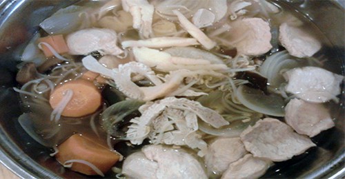 Giật mình với đồ ăn chay 'dai như cao su' ảnh 2