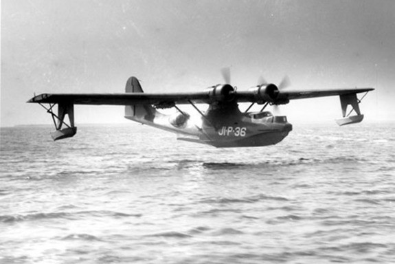 Hình ảnh chưa từng công bố xác máy bay sau 74 năm Trân Châu Cảng ảnh 5