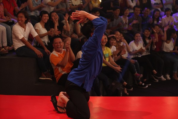 Chân dung cô gái dân tộc bán lợn dự thi Thách thức danh hài ảnh 2