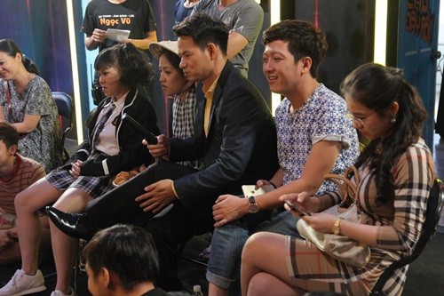 Bữa ăn đạm bạc của các nghệ sĩ hài ở hậu trường 'Ơn giời' ảnh 7