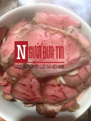 Kinh hãi thịt bò, ghẹ bị tẩm hóa chất ướp xác người ảnh 1