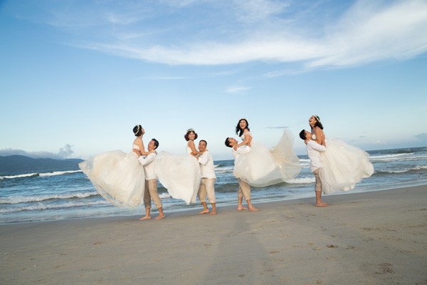 Dân mạng "rung rinh" vì bộ ảnh cưới 4 chú rể và tình bạn 2 thập kỷ ảnh 3