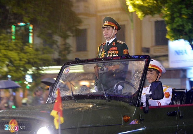 'Con trai tôi sẵn sàng trở thành phi công quân sự' ảnh 2