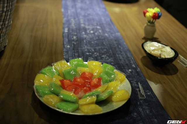 CEO Google ăn kẹo dồi chó, uống trà chanh vỉa hè với Nguyễn Hà Đông ảnh 2