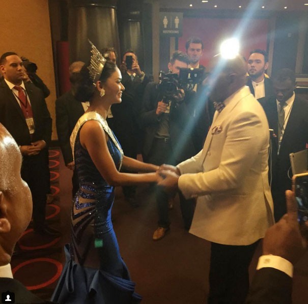 Tiết lộ lý do MC đọc nhầm kết quả Hoa hậu Hoàn vũ 2015 ảnh 3