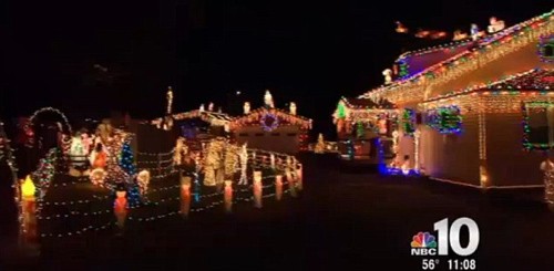 Xây nhà phát sáng đón Giáng sinh cùng bố mẹ trên thiên đường ảnh 6