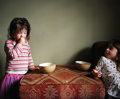 Bộ ảnh tuyệt đẹp mẹ chụp con gái bị hội chứng Down bẩm sinh ảnh 9