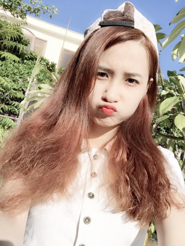 Chân dung cô gái dân tộc Mông xinh đẹp khiến dân mạng 'náo loạn' ảnh 5