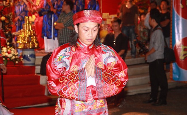 Hoài Linh sẵn sàng 'bán mạng' để xây dựng nhà thờ tổ ảnh 1