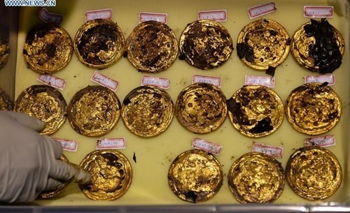 Phát hiện hàng trăm thỏi vàng bên trong mộ 2.000 năm ảnh 3