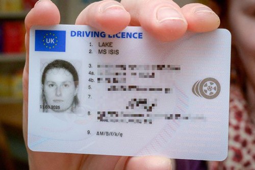 Bị cấm đi máy bay vì trùng tên với IS ảnh 2