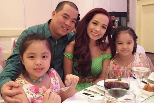 Căn hộ lộng lẫy, xa hoa của vợ chồng Thúy Hạnh, Minh Khang ảnh 1