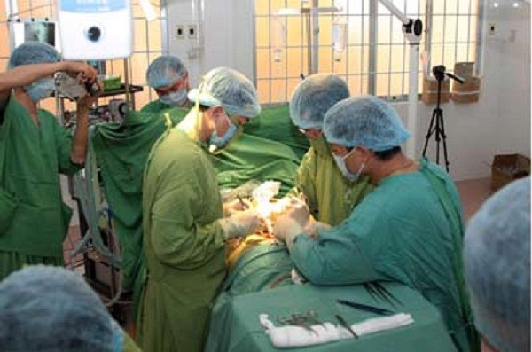 Phó Thủ tướng chỉ đạo kiểm tra việc mở ngành Y, Dược ảnh 1