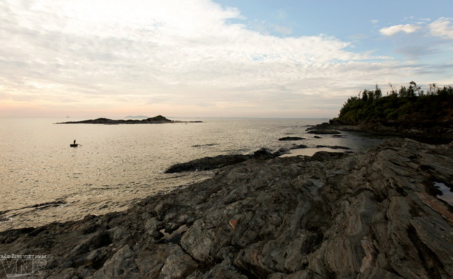 Ghềnh đá Bàn Than - hòn ngọc kỳ thú của Quảng Nam ảnh 2