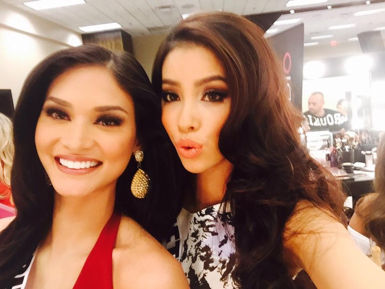 Phạm Hương khoe dáng bikini, đang dẫn đầu bình chọn Hoa hậu Hoàn vũ ảnh 6